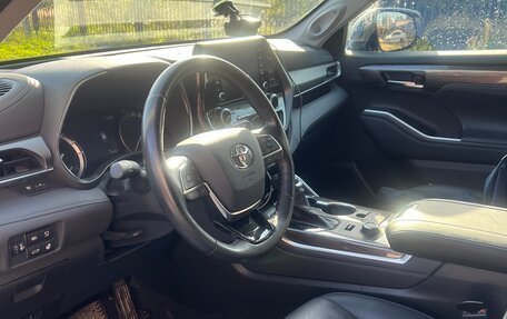 Toyota Highlander, 2021 год, 4 950 000 рублей, 8 фотография