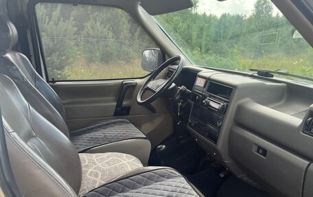 Volkswagen Transporter T4, 1991 год, 380 000 рублей, 3 фотография