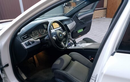 BMW 5 серия, 2014 год, 1 950 000 рублей, 13 фотография