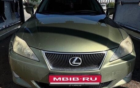 Lexus IS II рестайлинг 2, 2006 год, 1 050 000 рублей, 2 фотография