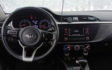 KIA Rio IV, 2021 год, 879 999 рублей, 2 фотография