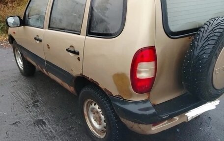 Chevrolet Niva I рестайлинг, 2005 год, 130 000 рублей, 3 фотография