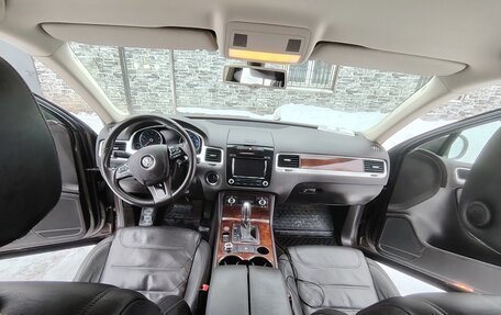 Volkswagen Touareg III, 2012 год, 1 783 000 рублей, 14 фотография