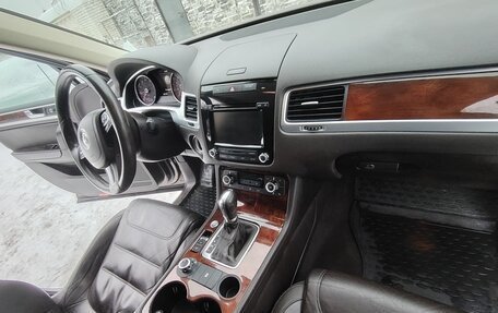 Volkswagen Touareg III, 2012 год, 1 783 000 рублей, 13 фотография