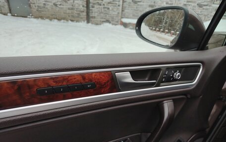 Volkswagen Touareg III, 2012 год, 1 783 000 рублей, 9 фотография