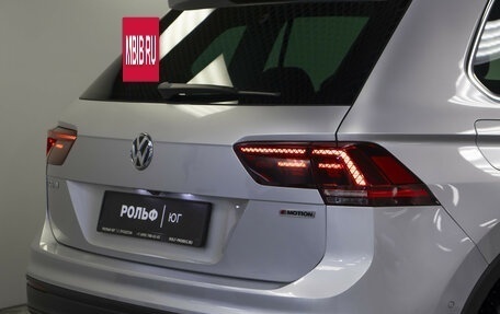 Volkswagen Tiguan II, 2018 год, 2 395 000 рублей, 26 фотография