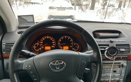 Toyota Avensis III рестайлинг, 2004 год, 500 000 рублей, 6 фотография