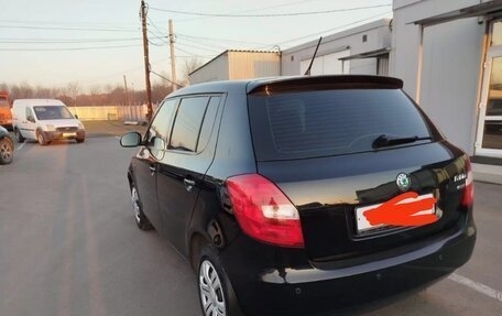 Skoda Fabia II, 2013 год, 700 000 рублей, 3 фотография