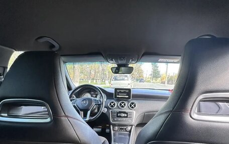 Mercedes-Benz A-Класс, 2015 год, 1 400 000 рублей, 10 фотография