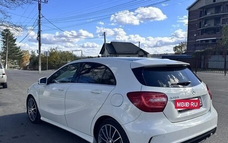 Mercedes-Benz A-Класс, 2015 год, 1 400 000 рублей, 4 фотография
