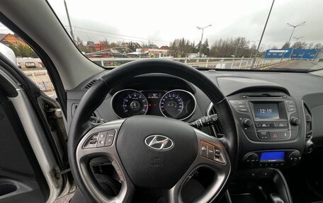 Hyundai ix35 I рестайлинг, 2013 год, 1 350 000 рублей, 10 фотография