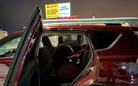 Toyota RAV4, 2019 год, 2 700 000 рублей, 8 фотография