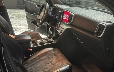 KIA Sportage IV рестайлинг, 2019 год, 2 400 000 рублей, 32 фотография