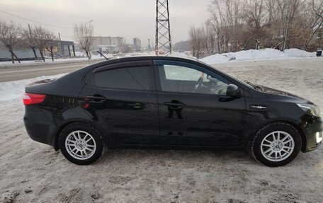 KIA Rio III рестайлинг, 2013 год, 800 000 рублей, 3 фотография