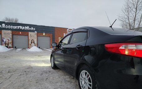 KIA Rio III рестайлинг, 2013 год, 800 000 рублей, 6 фотография