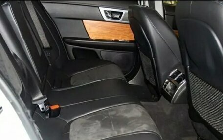 Jaguar XF I рестайлинг, 2014 год, 1 325 000 рублей, 15 фотография