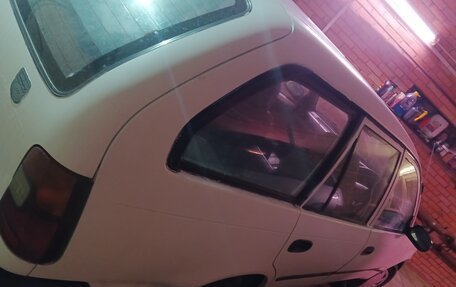 Toyota Sprinter VIII (E110), 1993 год, 350 000 рублей, 2 фотография