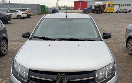 Renault Logan II, 2016 год, 510 000 рублей, 1 фотография