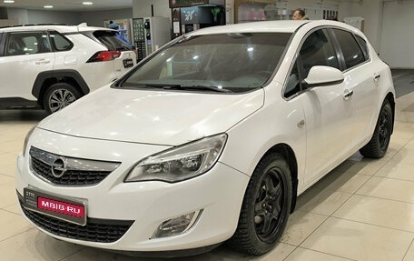 Opel Astra J, 2011 год, 470 000 рублей, 1 фотография