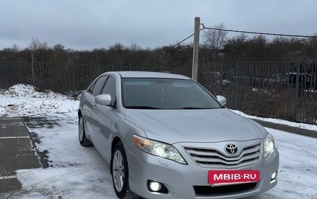 Toyota Camry, 2011 год, 1 150 000 рублей, 3 фотография
