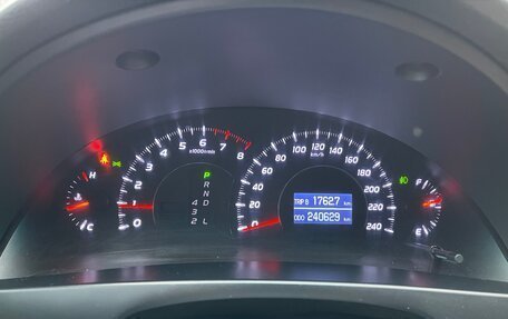 Toyota Camry, 2011 год, 1 150 000 рублей, 10 фотография