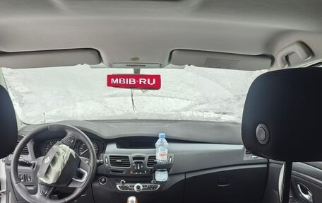 Renault Laguna III рестайлинг, 2009 год, 400 000 рублей, 5 фотография