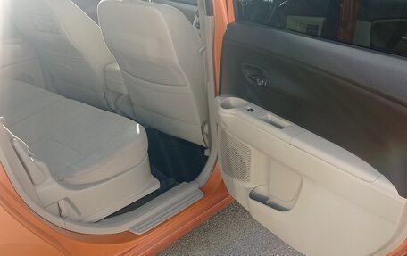 Toyota Passo Sette, 2009 год, 750 000 рублей, 7 фотография