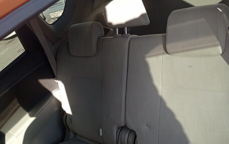 Toyota Passo Sette, 2009 год, 750 000 рублей, 24 фотография