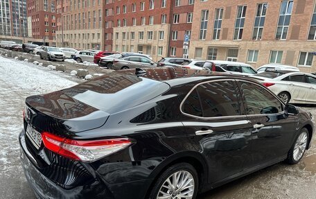 Toyota Camry, 2019 год, 3 290 000 рублей, 5 фотография