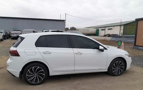 Volkswagen Golf VIII, 2020 год, 2 400 000 рублей, 3 фотография