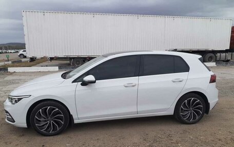 Volkswagen Golf VIII, 2020 год, 2 400 000 рублей, 4 фотография