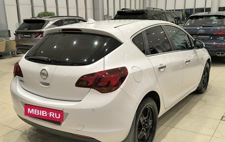 Opel Astra J, 2011 год, 470 000 рублей, 5 фотография