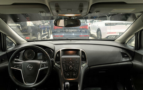 Opel Astra J, 2011 год, 470 000 рублей, 14 фотография