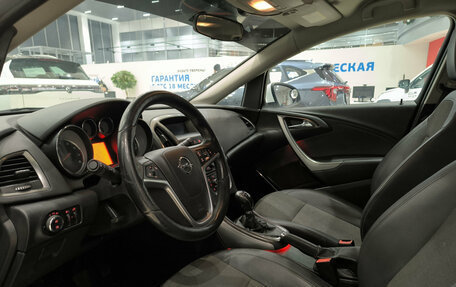 Opel Astra J, 2011 год, 470 000 рублей, 16 фотография