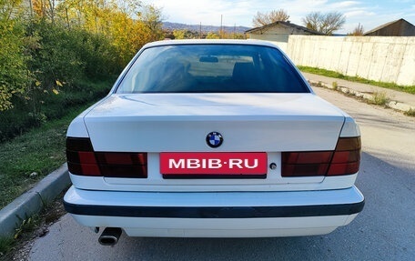 BMW 5 серия, 1994 год, 445 000 рублей, 2 фотография