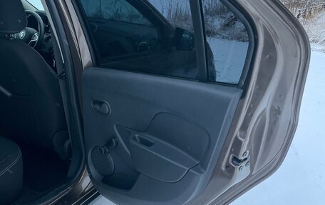 Renault Logan II, 2022 год, 108 000 рублей, 23 фотография