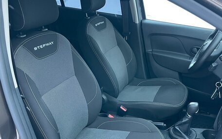 Renault Logan II, 2022 год, 108 000 рублей, 18 фотография