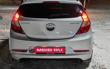 Hyundai Solaris II рестайлинг, 2015 год, 1 150 000 рублей, 3 фотография