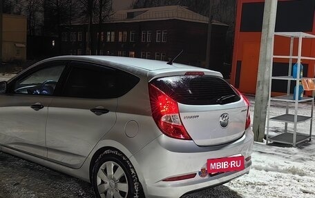 Hyundai Solaris II рестайлинг, 2015 год, 1 150 000 рублей, 5 фотография