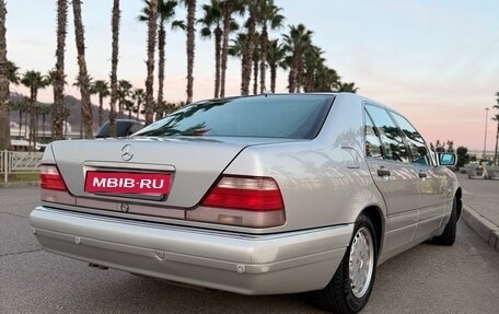 Mercedes-Benz S-Класс, 1998 год, 1 800 000 рублей, 3 фотография