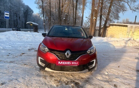 Renault Kaptur I рестайлинг, 2019 год, 1 590 000 рублей, 4 фотография