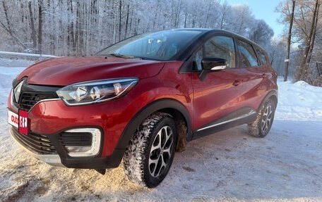 Renault Kaptur I рестайлинг, 2019 год, 1 590 000 рублей, 2 фотография