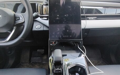 Geely Atlas, 2024 год, 3 050 000 рублей, 2 фотография