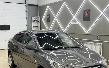 Hyundai Solaris II рестайлинг, 2011 год, 650 000 рублей, 1 фотография