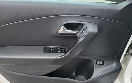 Volkswagen Polo VI (EU Market), 2011 год, 545 000 рублей, 11 фотография