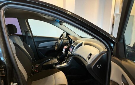 Chevrolet Cruze II, 2013 год, 845 000 рублей, 26 фотография