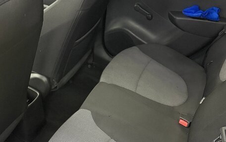 Hyundai Solaris II рестайлинг, 2011 год, 650 000 рублей, 10 фотография