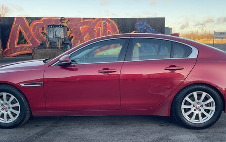 Jaguar XE I рестайлинг, 2016 год, 1 700 000 рублей, 4 фотография