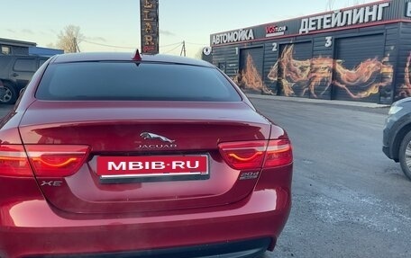 Jaguar XE I рестайлинг, 2016 год, 1 700 000 рублей, 6 фотография