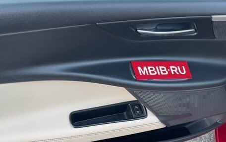 Jaguar XE I рестайлинг, 2016 год, 1 700 000 рублей, 18 фотография